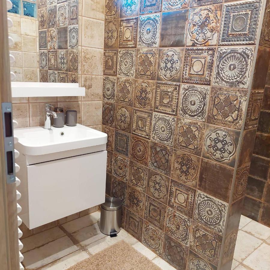 Dr Becsey Luxury Apartman Bekescsaba Kültér fotó