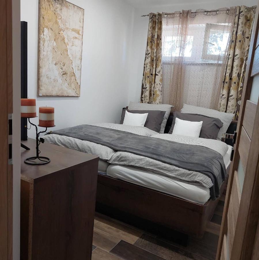 Dr Becsey Luxury Apartman Bekescsaba Kültér fotó